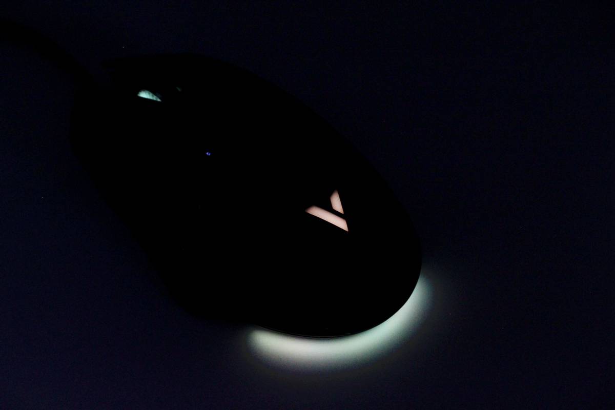 雷柏V30鼠标,雷柏v30w双模无线游戏鼠标评测