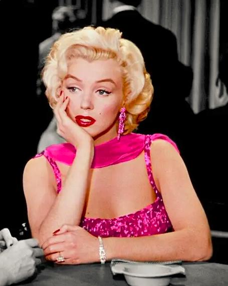 中国公认10大绝色美人,各国美女颜值比拼排行