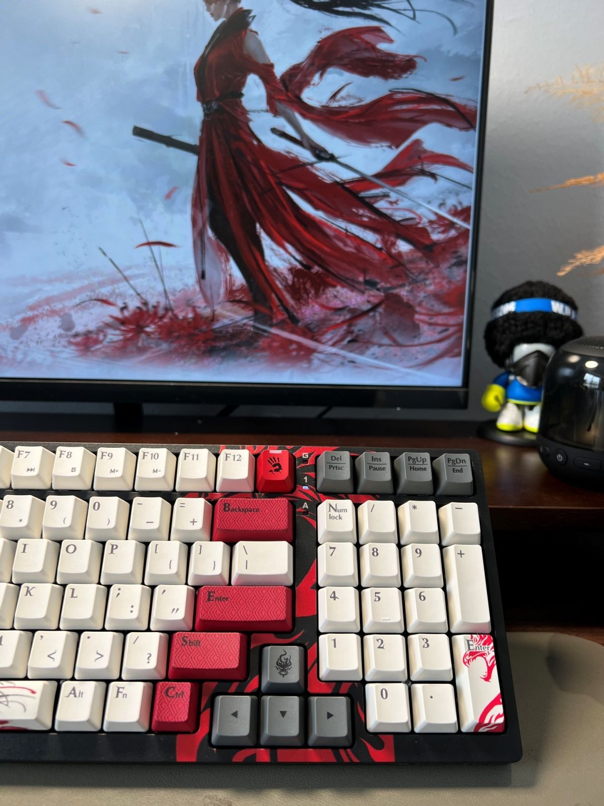 血手幽灵t98光轴机械键盘评测,血手幽灵机械键盘哪款好用