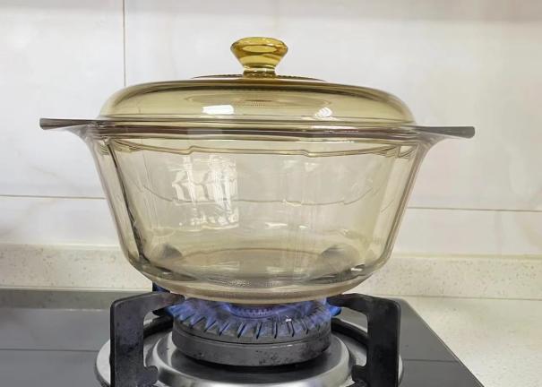 如果买锅具，一定切记“4买3不买”，花钱买的教训，实用才重要