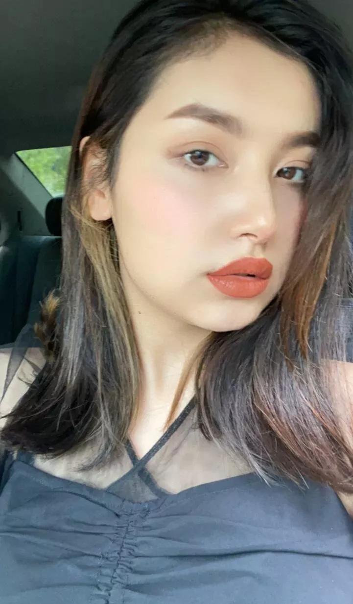 厚嘴唇的女人,厚嘴唇怎么办