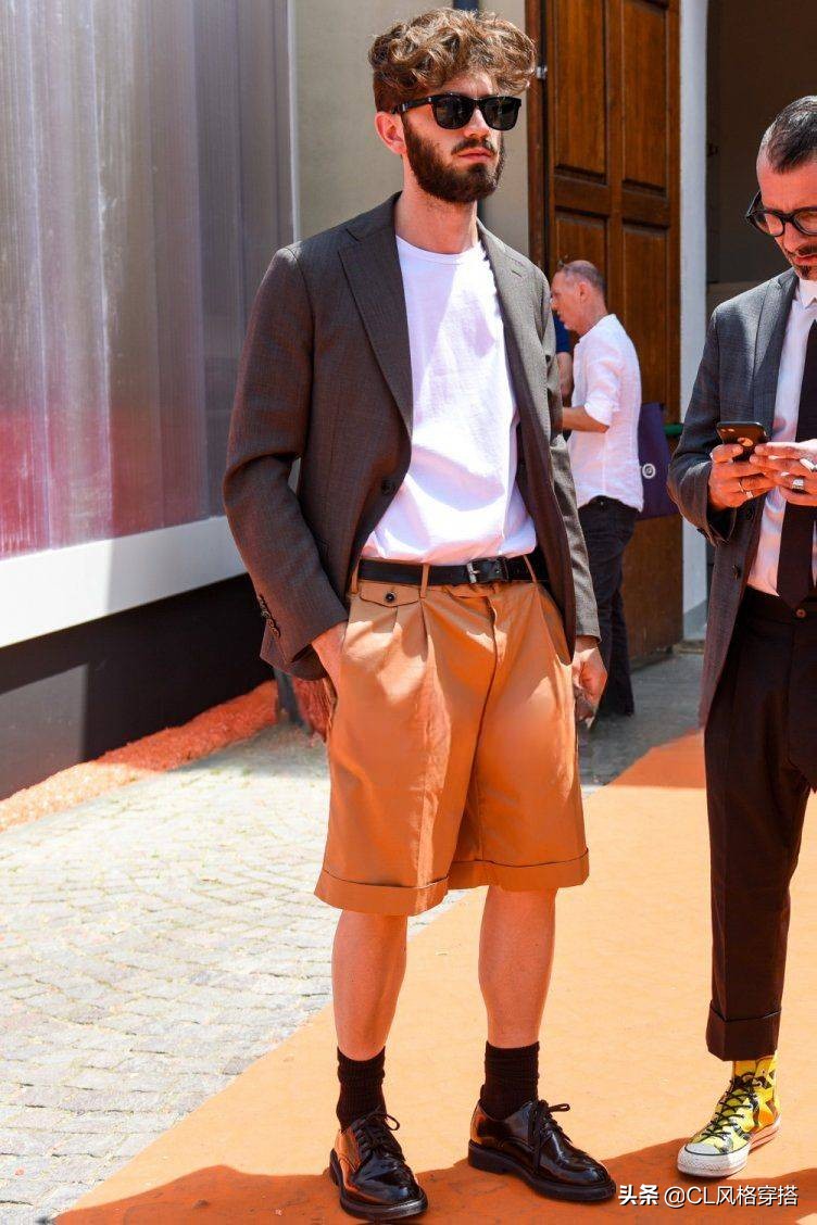 最近年轻人很火的夹克穿搭,最近很火的夹克装