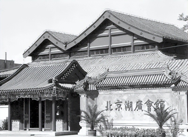 七月半鬼乱窜,七月十五晚上真能看见百鬼夜行吗