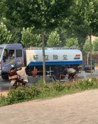 屏幕上出现五条白线什么意思,当屏幕出现五条虚线的时候