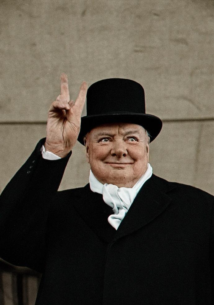 日军日记：路遇逃难的女学生，我将她的腿骨做成了锋利的*刀刺**!