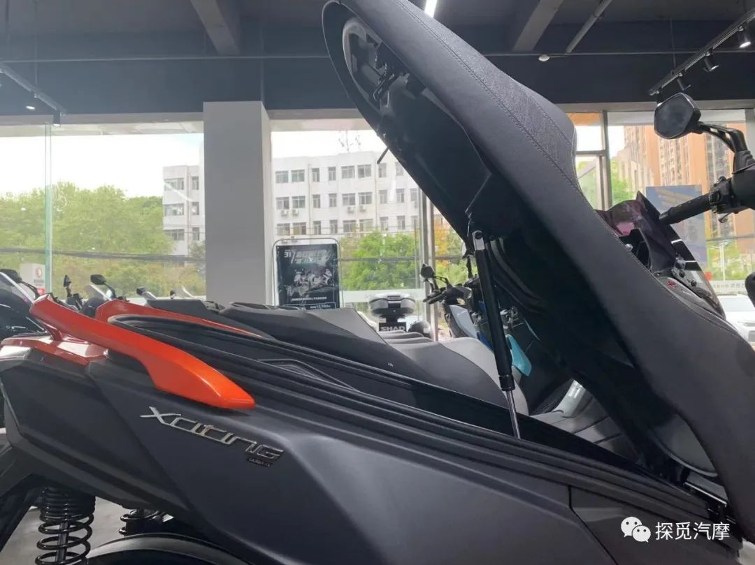 光阳ak550测评视频,光阳ak550测评萝卜报告