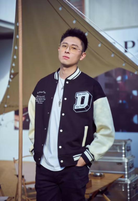 张嘉倪疑似回应买超出轨,张嘉倪疑似回应买超劈腿