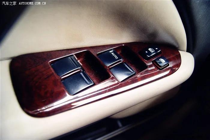 开箱报告|情怀有价！其辉1:18丰田皇冠JZS155汽车模型