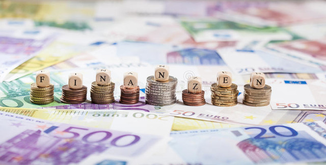 2023年是普通人最好赚钱的一年,2023年开始要赚钱还是要前途