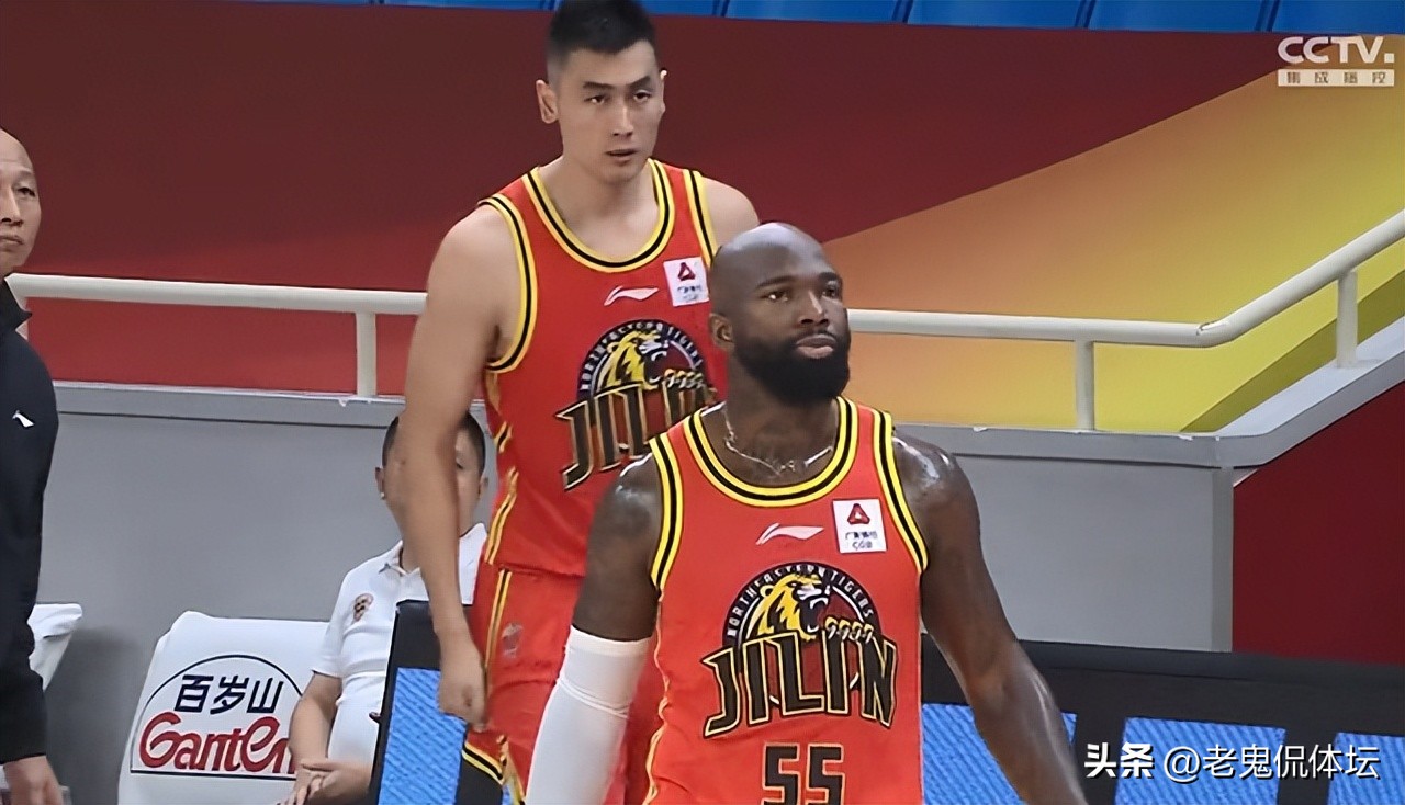 吴前爆砍36分半决赛辽宁对阵浙江,吴前12分6助攻完整视频