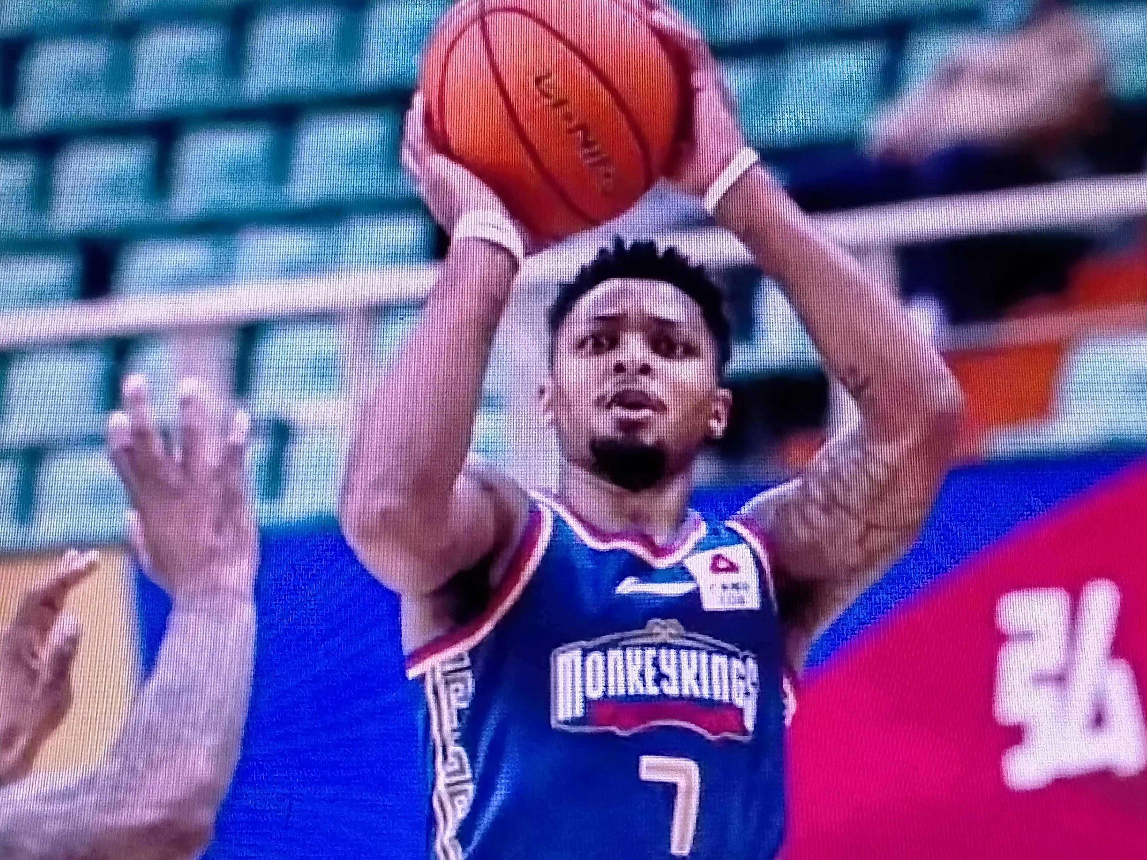 新疆男篮新赛季再迎强援赵睿,新疆新赛区男篮赛程