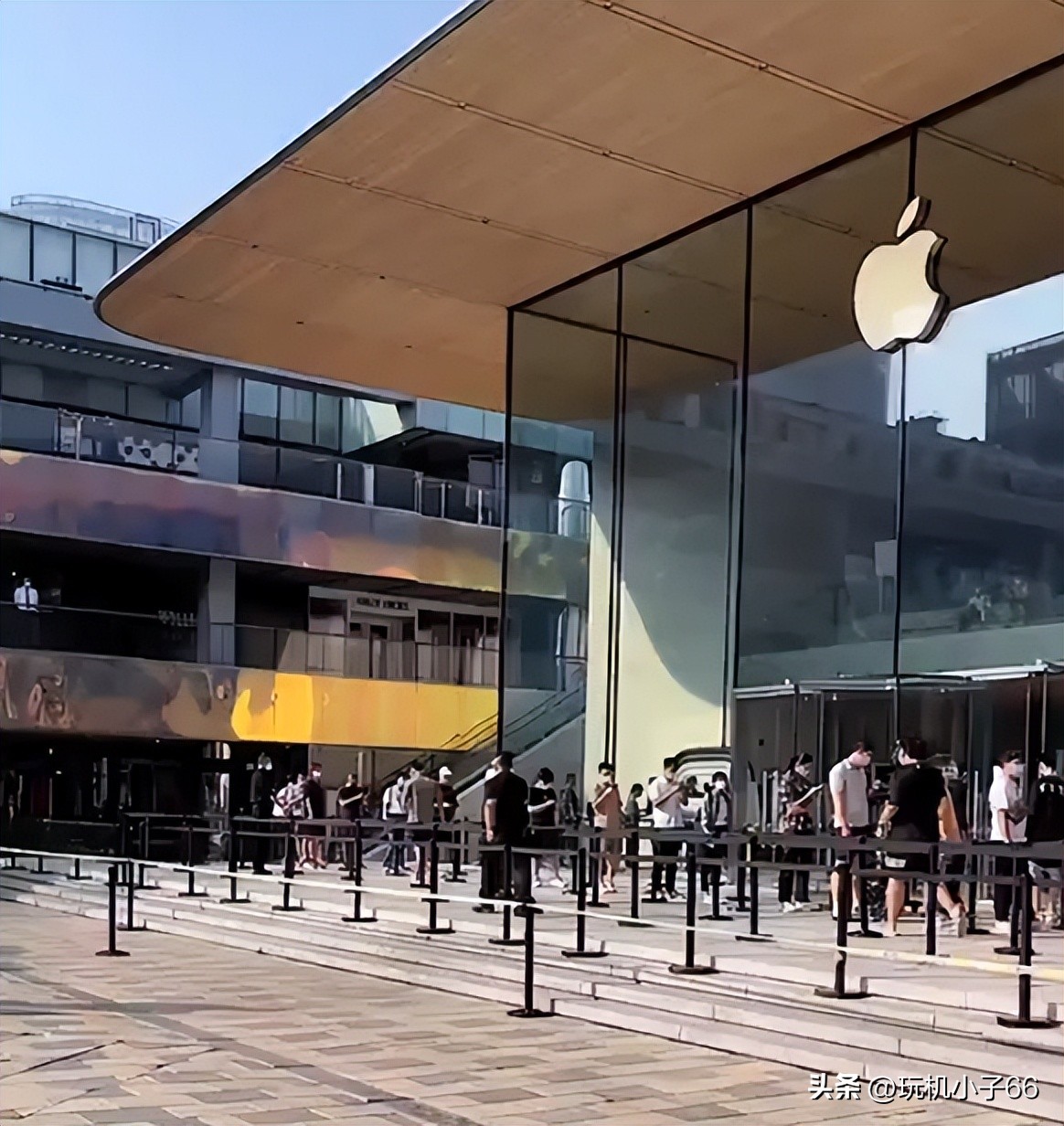 iphone14开售火爆现场,苹果iphone14开售加价