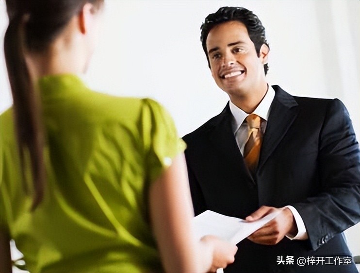 面试时常问的问题以及如何回答,10大经典面试问题及应答技巧思路