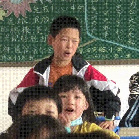 为什么小学生喜欢孤独者,为什么小学生爱玩暗区突围