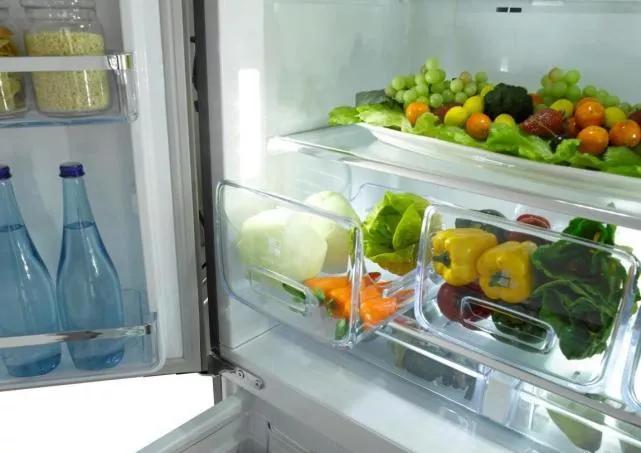 如何去除冰箱冷藏室内异味,冰箱用什么方法不结冰没异味