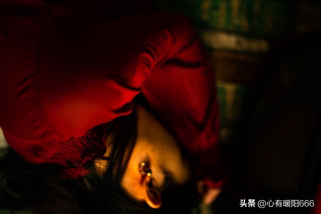 伤感文案关于失落心情扎心语录,伤感情感语录心累时的扎心文案