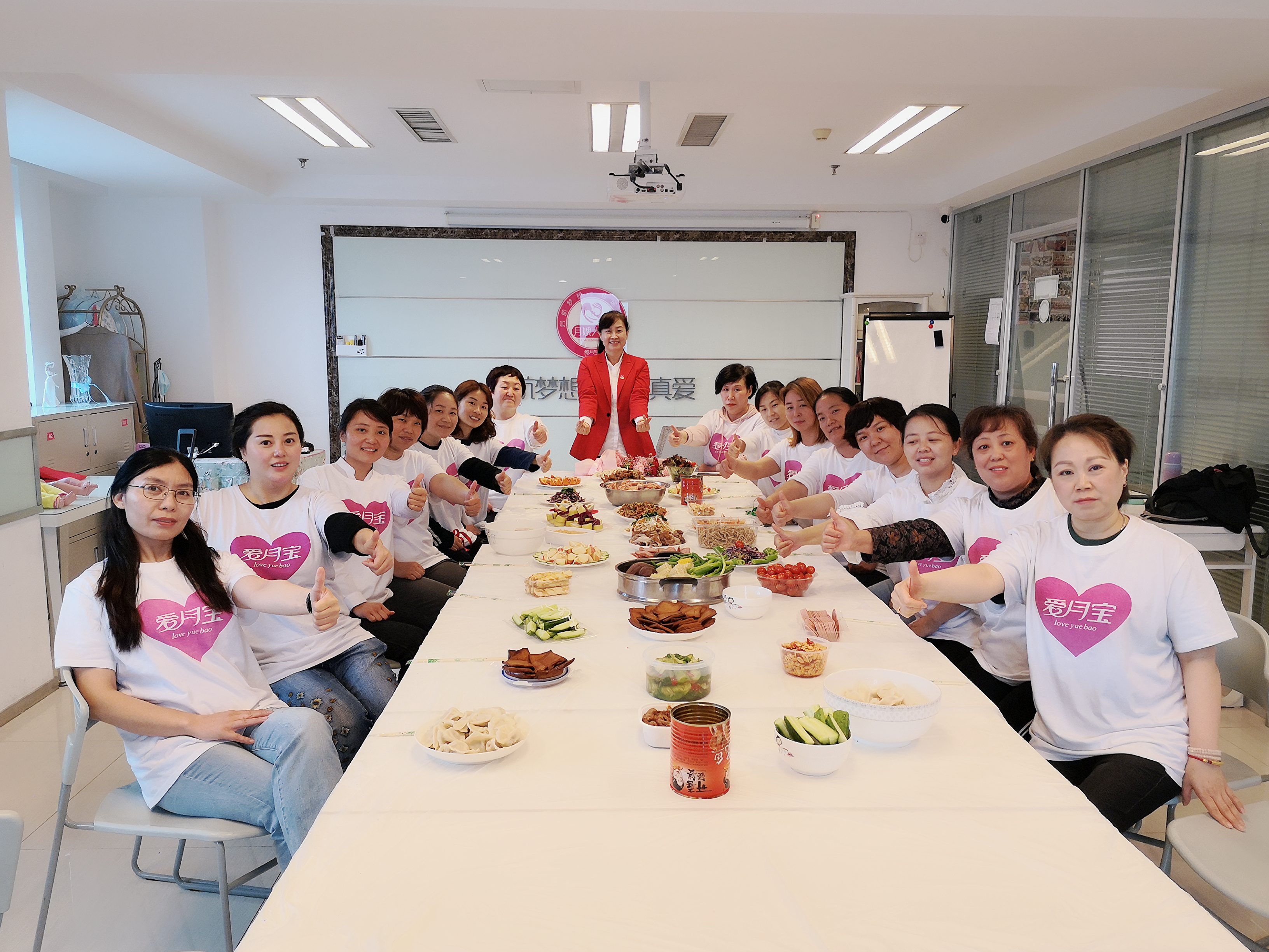 月嫂报价青岛哪家保姆口碑好,青岛市月嫂口碑