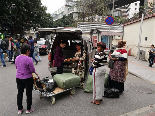 非洲“倒爷”在广州：28寸行李箱装着发财梦