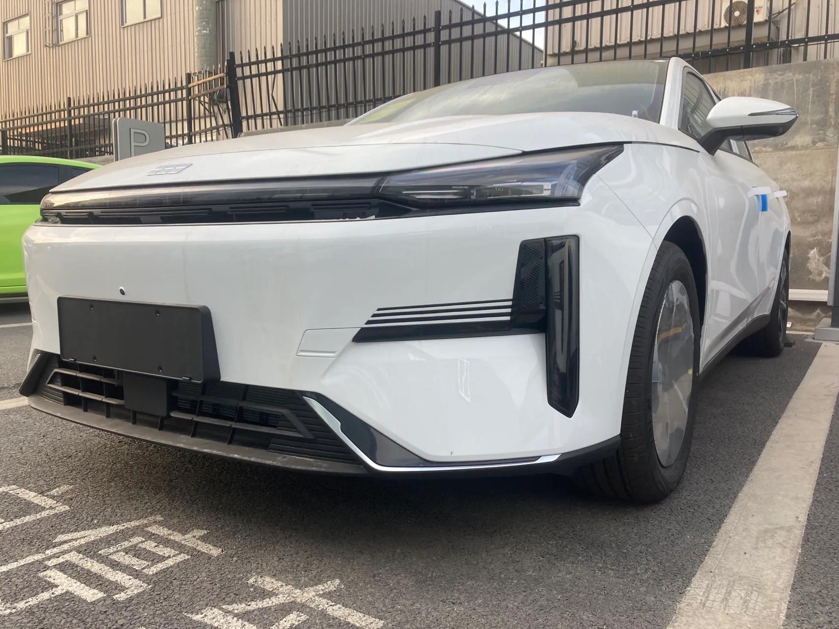 银河l6龙腾版试驾体验,银河l6试驾真实车评