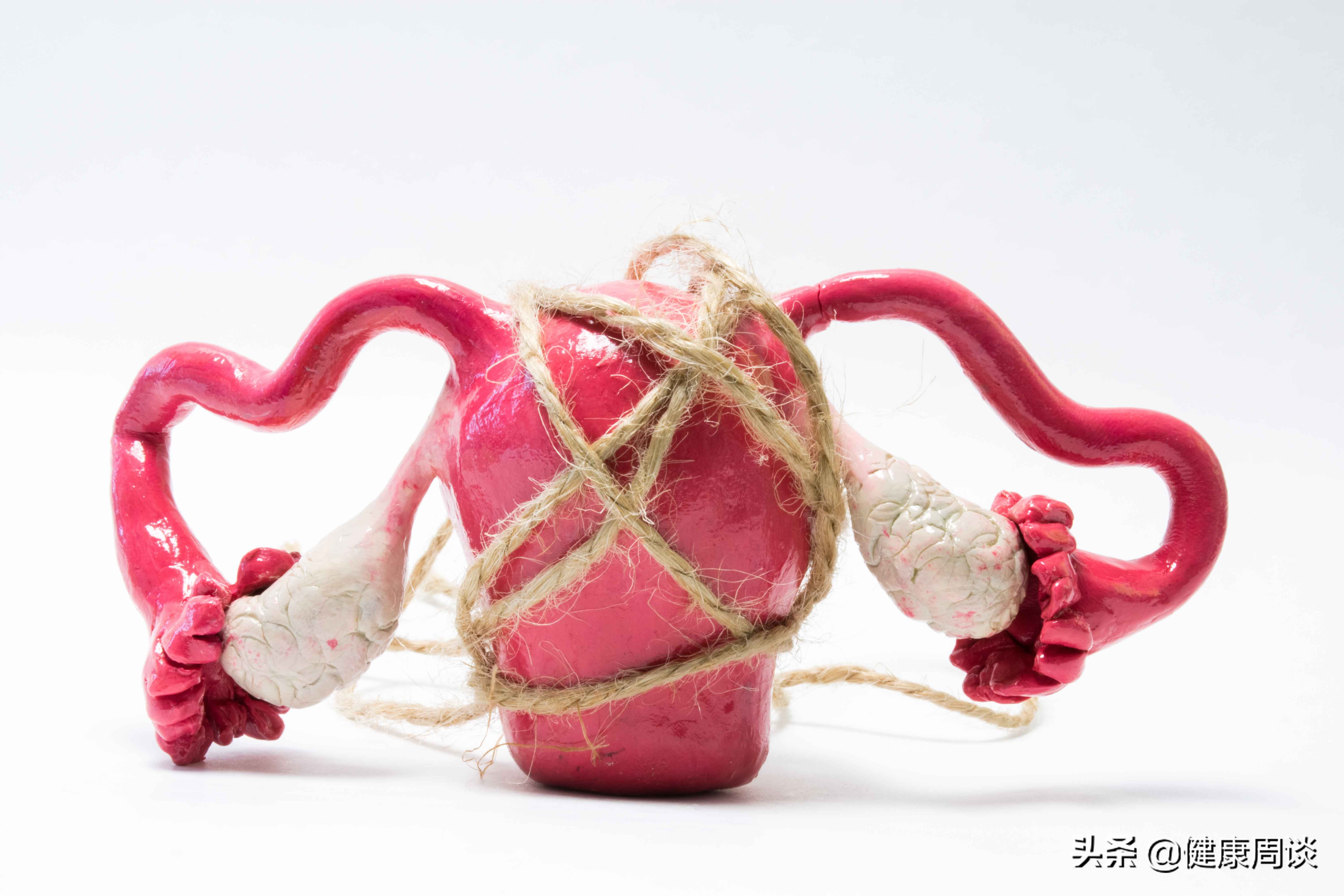 女性有的时候漏尿出现什么问题,小便时感觉子宫收缩一下