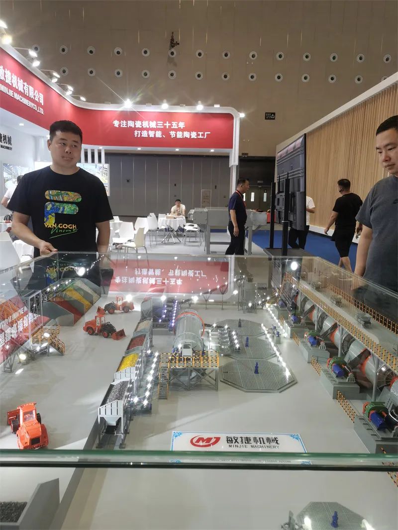 最新低碳智能技术亮相石油装备展,低碳技术与智能制造科技博览会