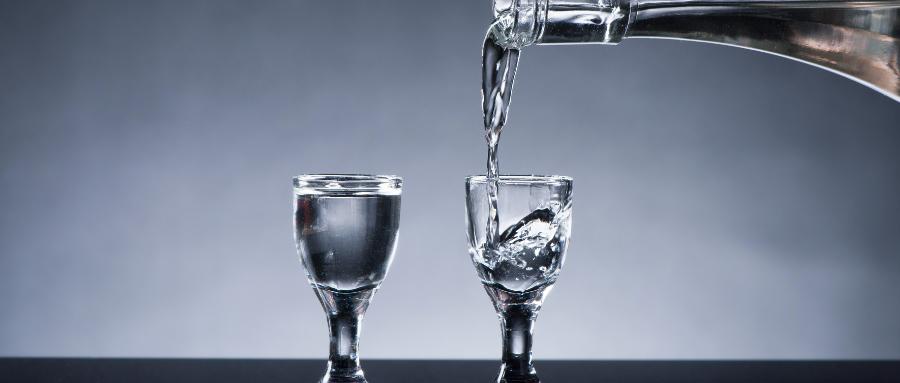 泸州老窖停发货通知,泸州老窖回购1573