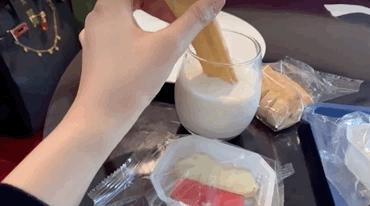 女大学生假扮名媛21天,揭露残酷*规则潜**:你越强,身边好人越多