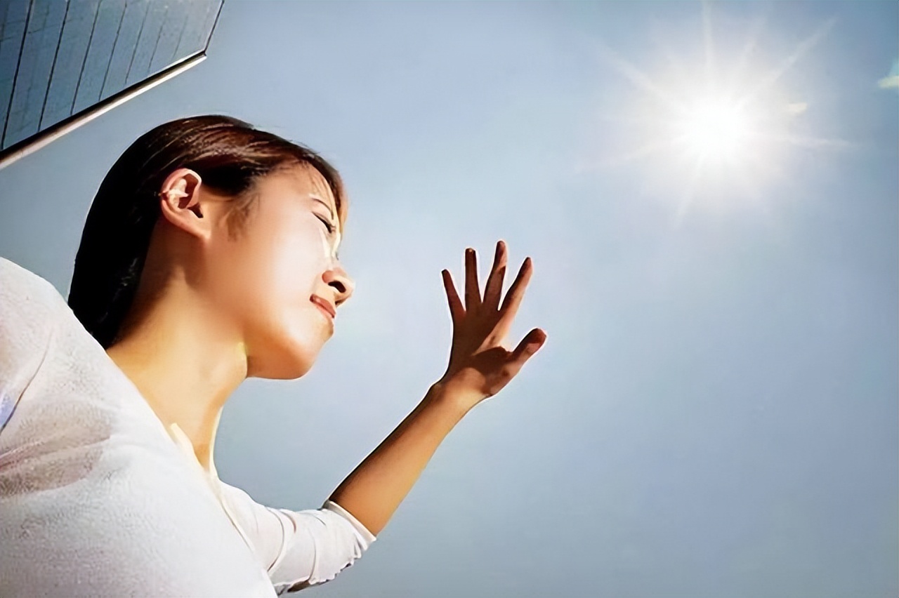 老年斑破损用红霉素软膏有效吗,红霉素软膏和开塞露能祛老年斑吗