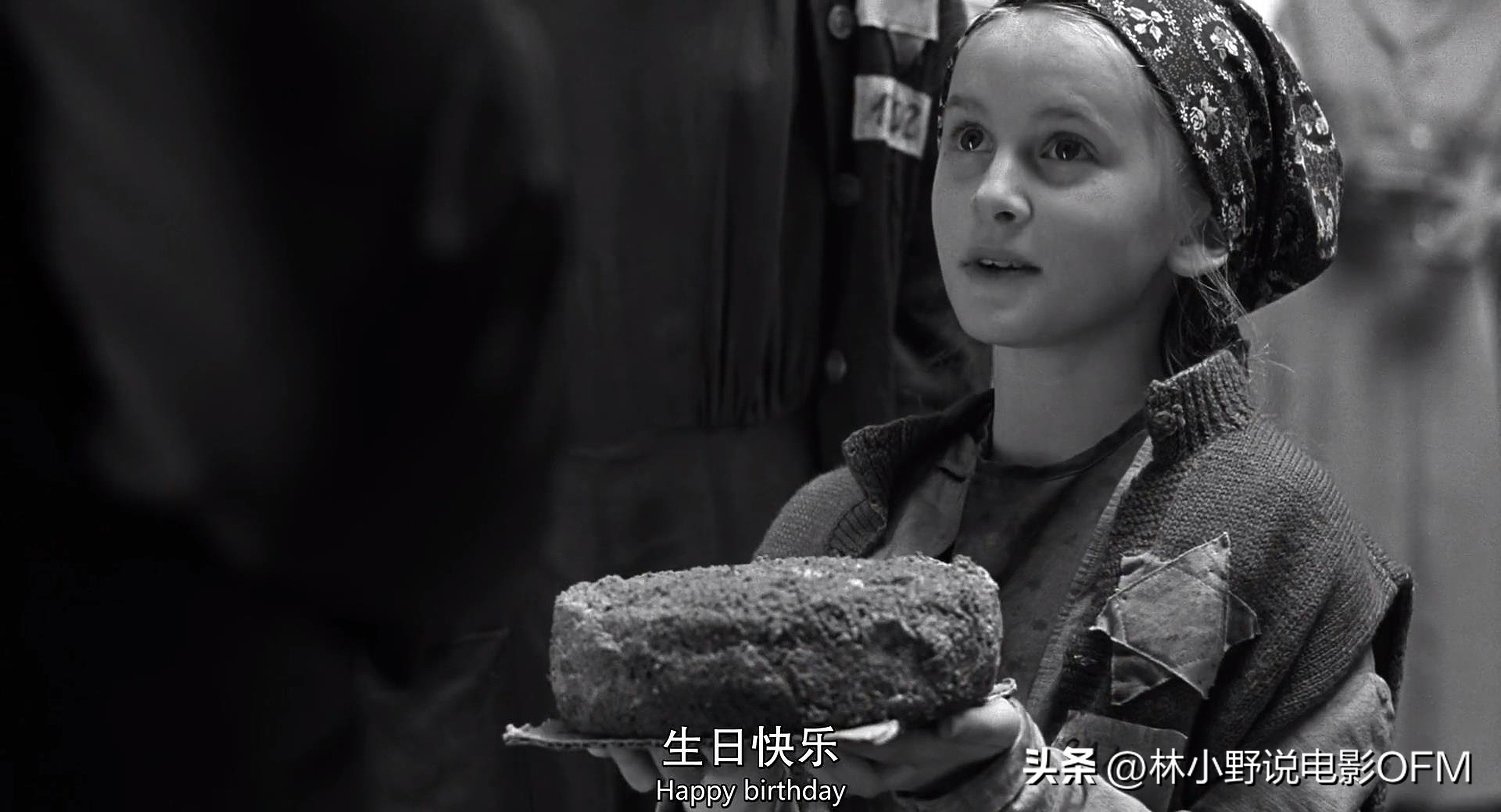 辛德勒的名单开头插曲,辛德勒的名单结尾放石头