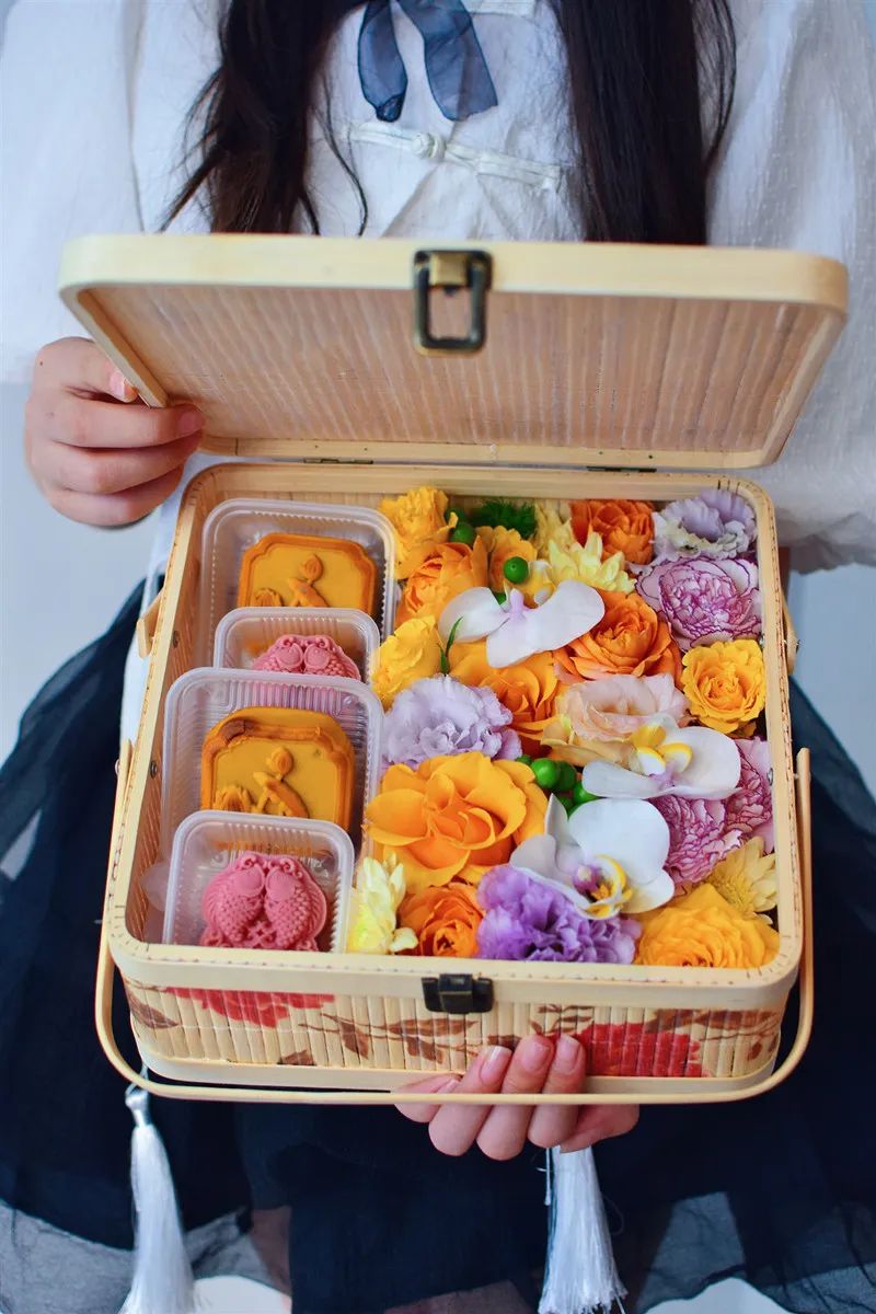 秋天主题的花艺设计,七夕花艺如何设计好看图片