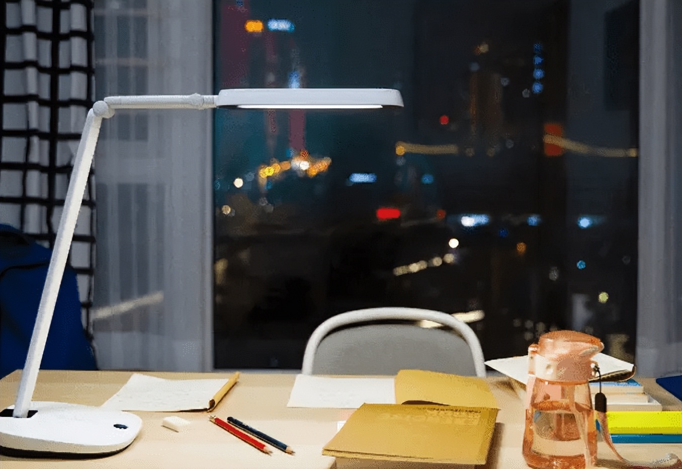 什么样的光谱护眼灯最好,全光谱护眼灯为什么都不是造型灯