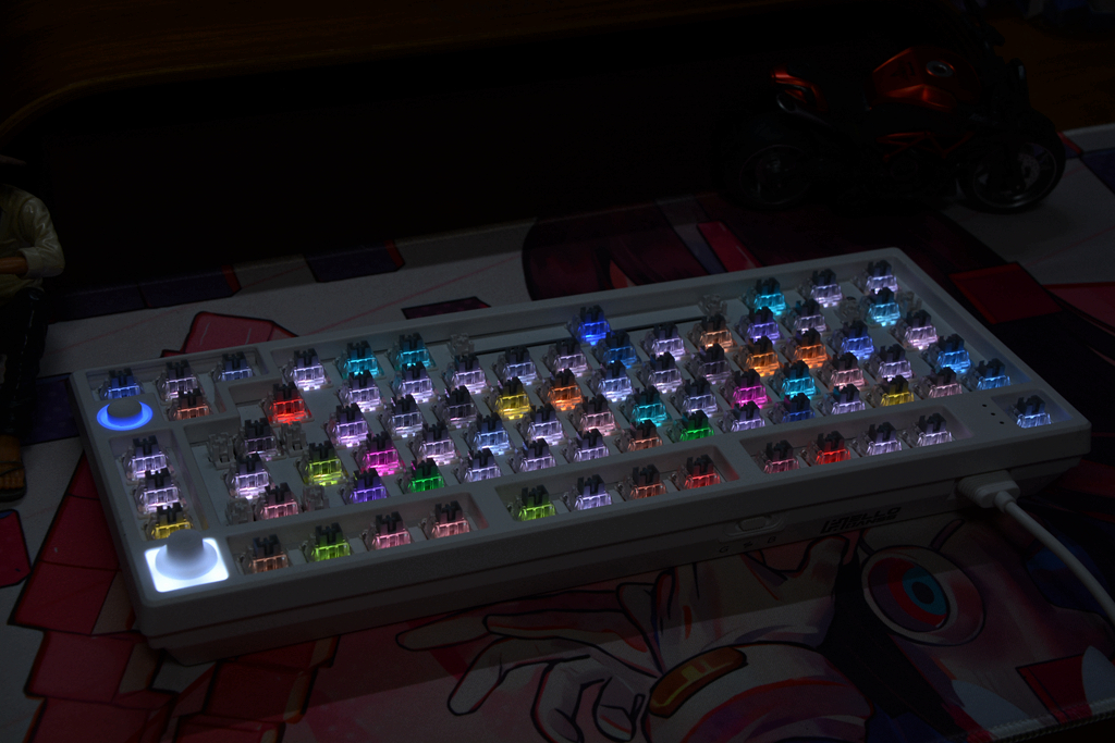 你见过带摇杆的键盘么，HELLOGANSSHS75T三模机械键盘开箱