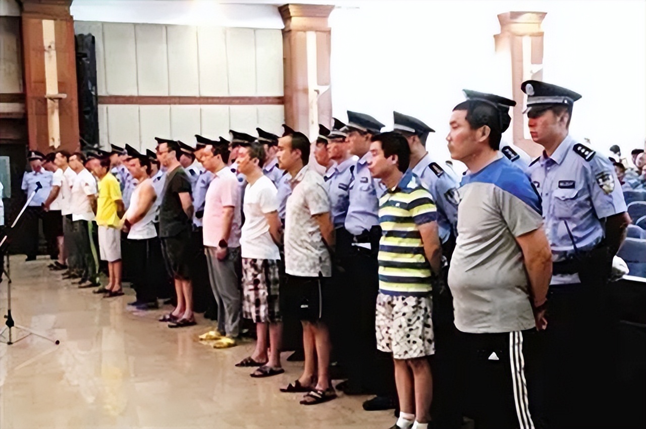 大快人心！中原第一娱乐会所，郑州皇家一号覆灭，超过天上人间