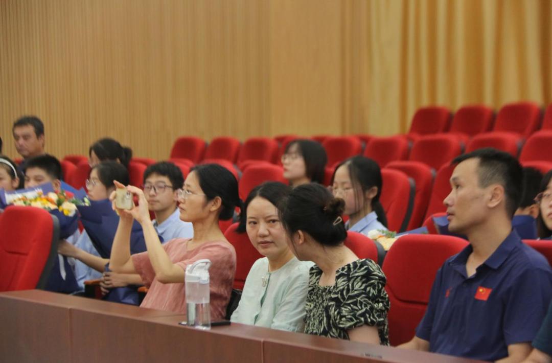 凝新聚力逐梦未来设计,合肥第三十中学淮合花园校区