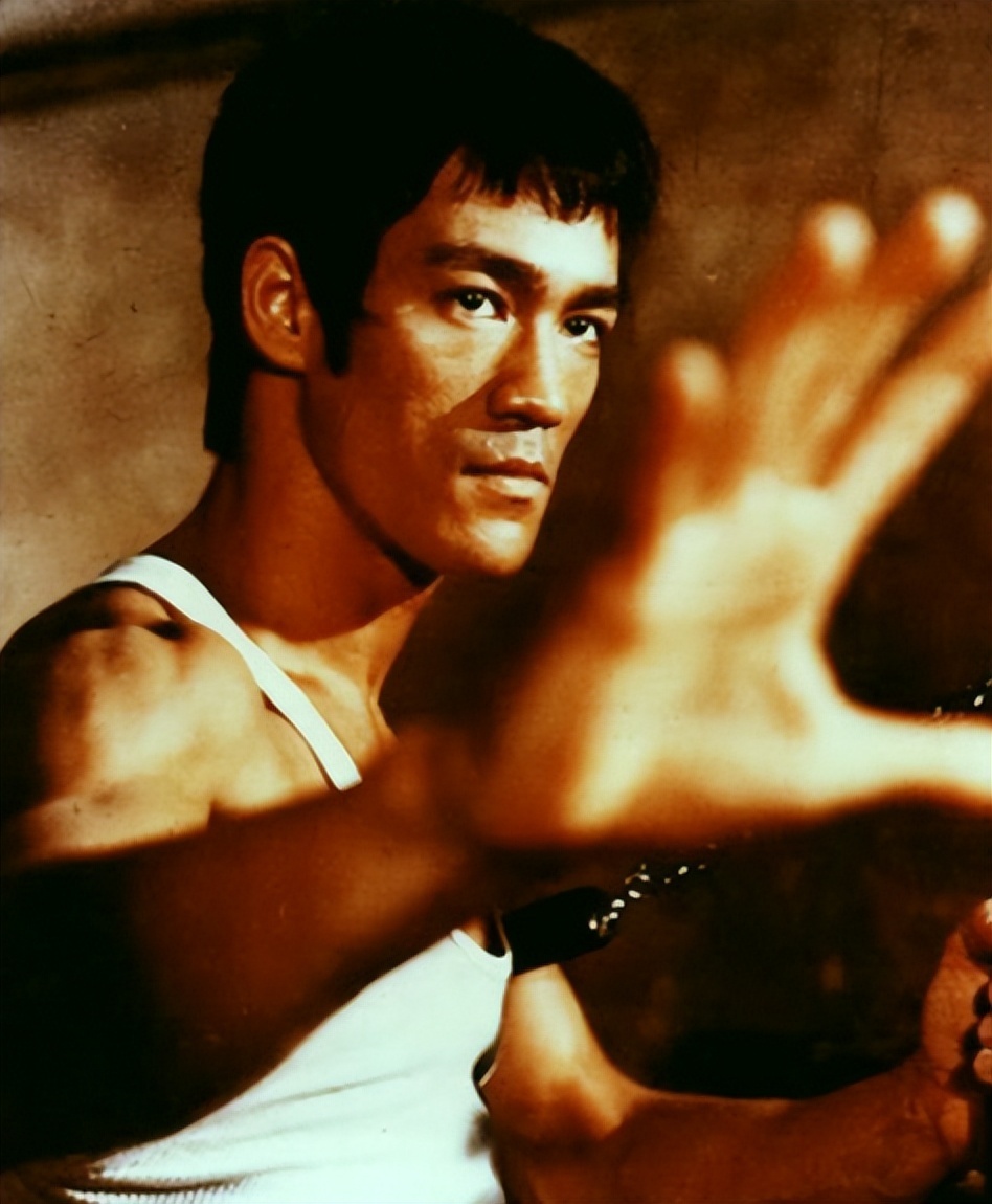 谢贤对张柏芝的宠爱,港媒曝谢贤和张柏芝