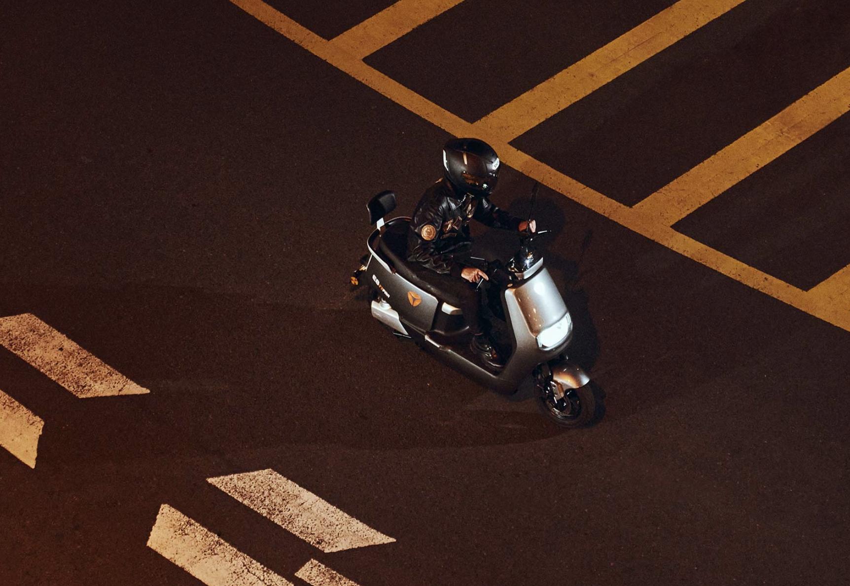 绿驹小刀雅迪爱玛哪个好什么价格,雅迪电动车和爱玛小刀质量哪个好