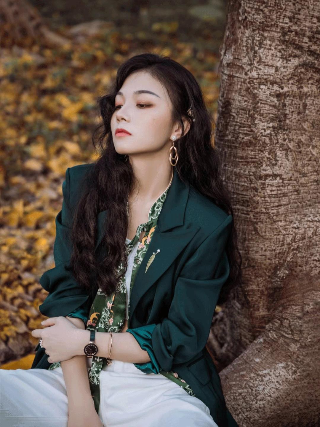 不知道自己的脸型适合戴哪种款式,长脸型耳环项链配饰