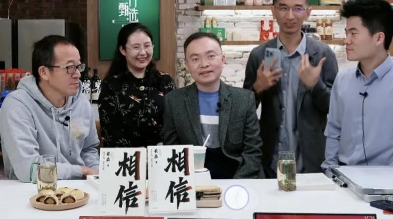东方甄选直播间卖菜完整版,宇辉东方甄选卖菜视频