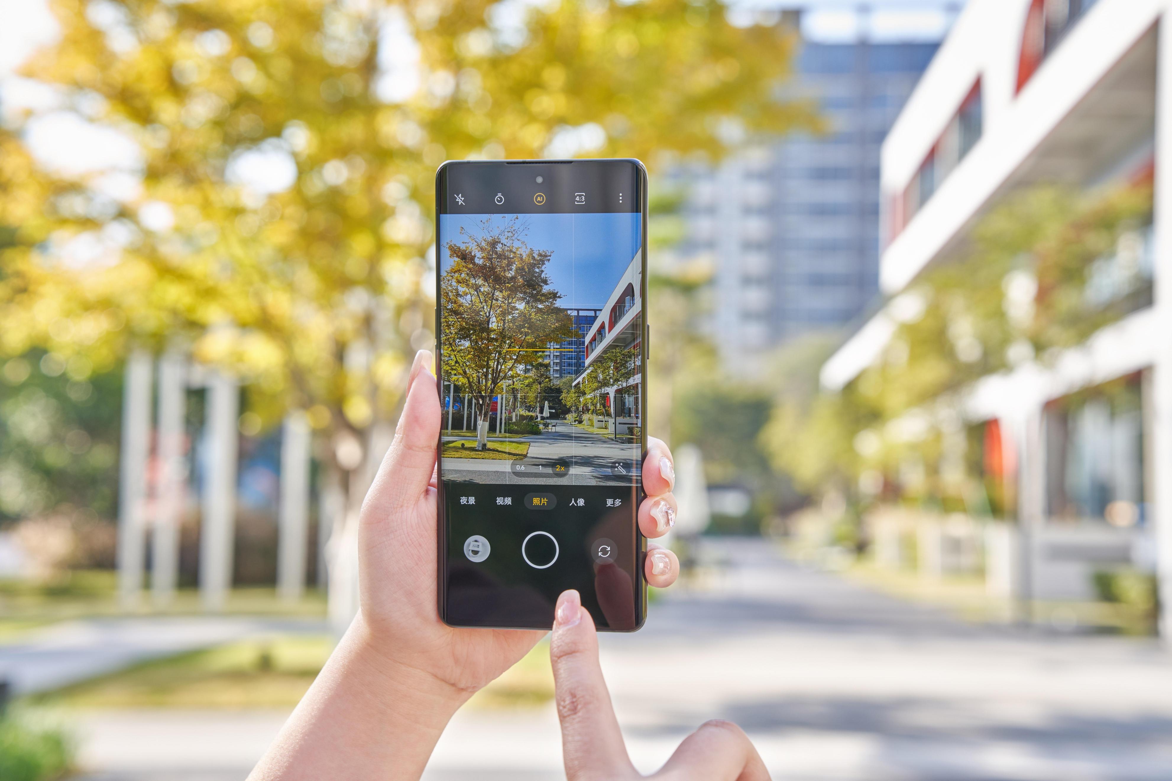 拍照手机vivo和oppo,vivo和oppo哪个颜值高