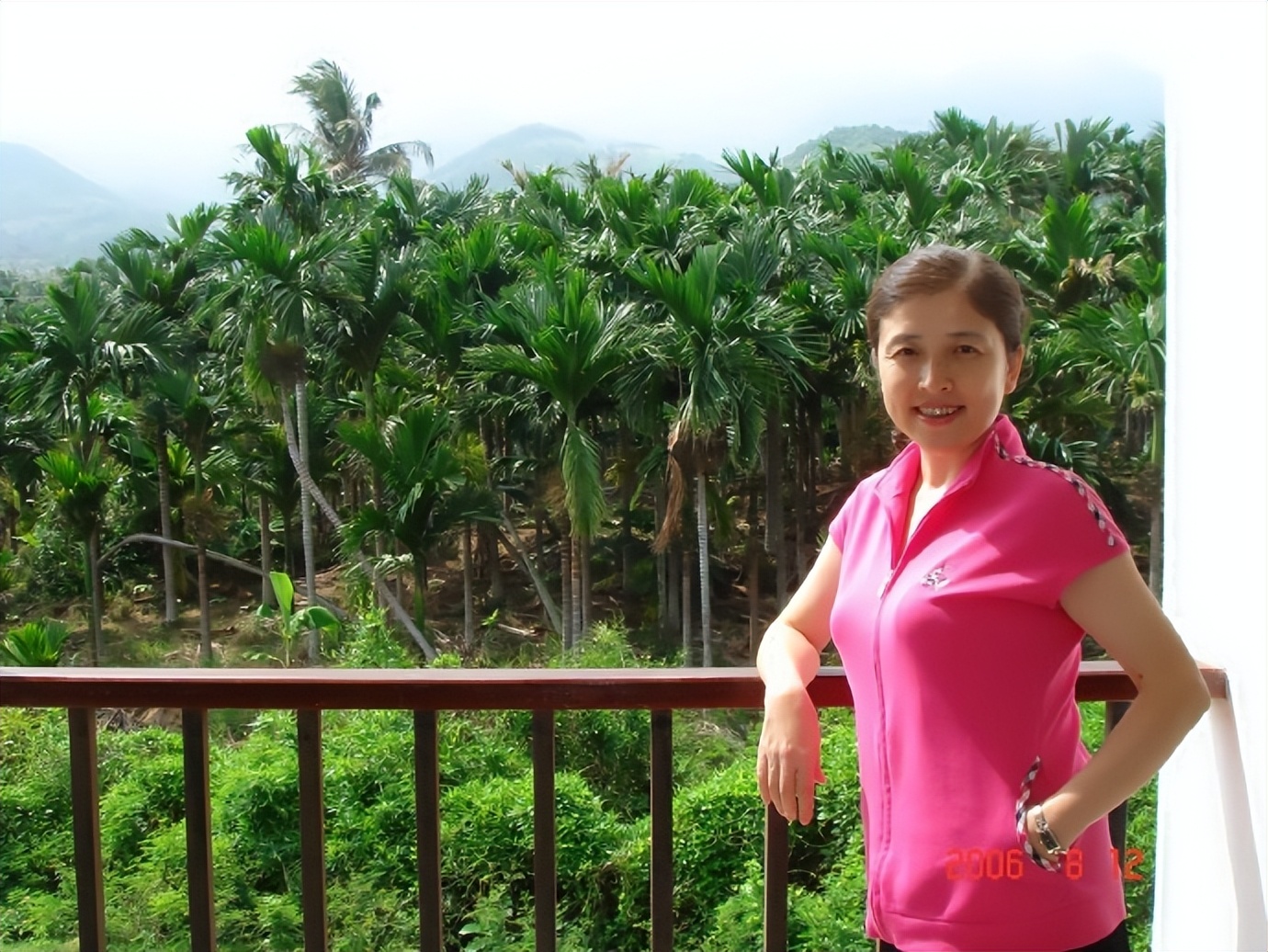 海南陵水环岛旅游公路香水湾,陵水黎安镇离香水湾多远