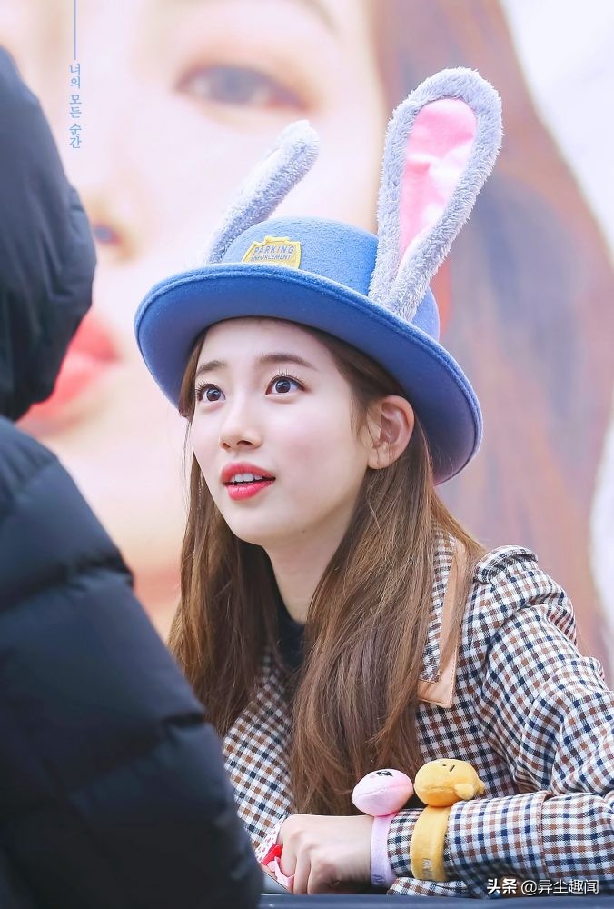 漂亮的兔牙圆脸女明星,十大兔牙的女明星