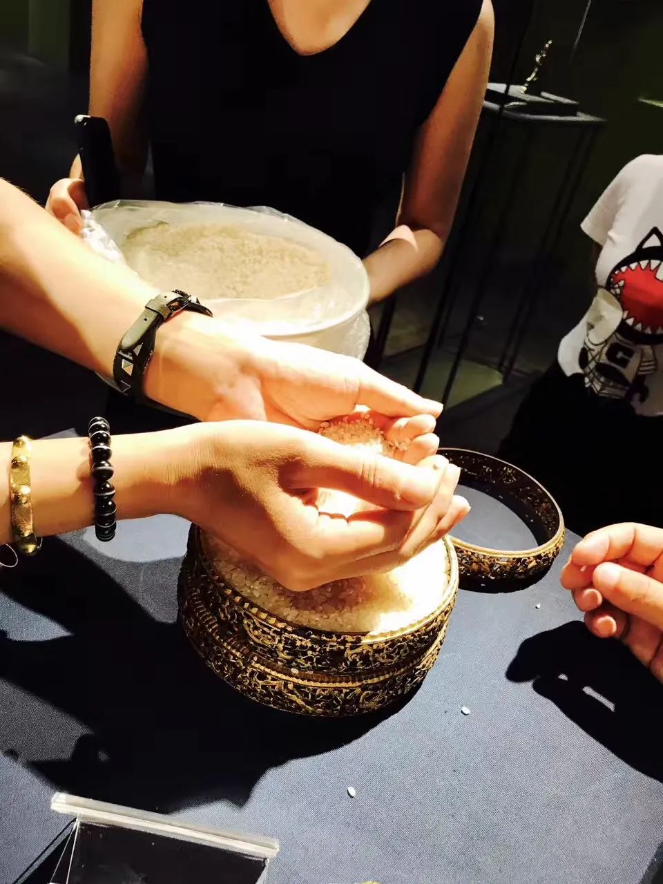 如何区分藏传佛教寺庙,藏传佛教四派的寺庙标志区别