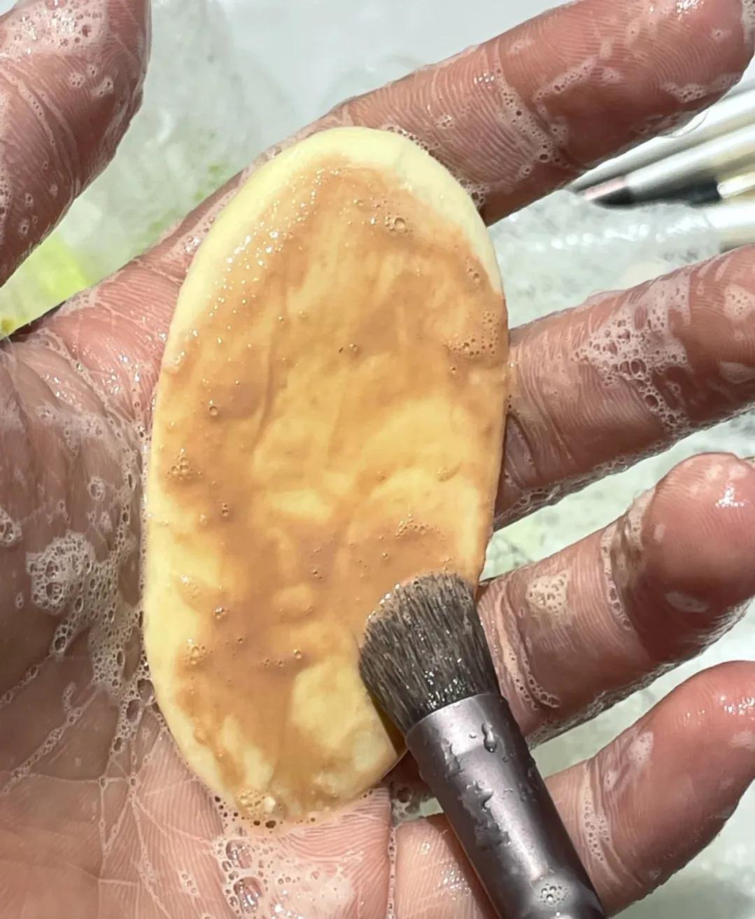 如何清洗化妆刷的短视频,如何清洗化妆刷速干