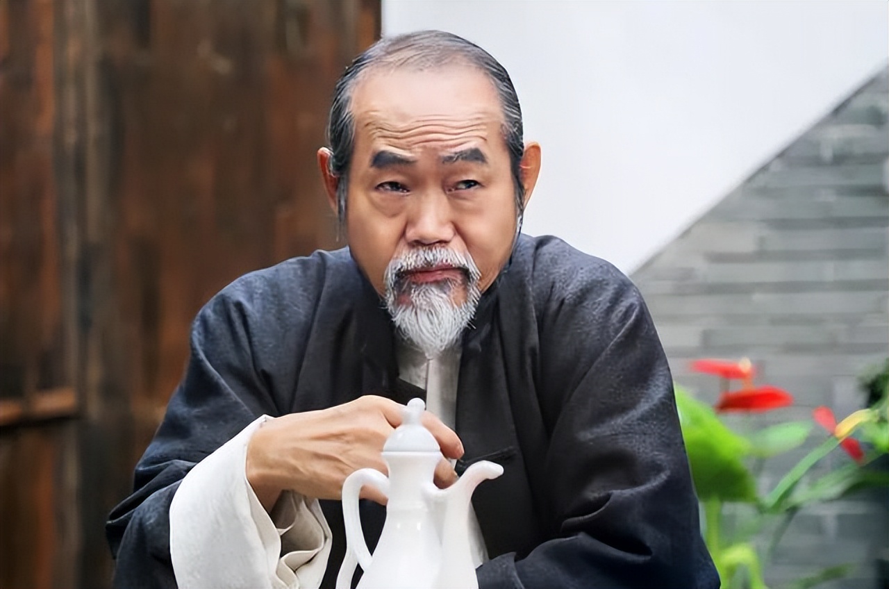 包租公元华被包租婆打,包租公元华杀气太重电影