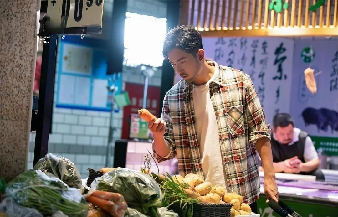 抛弃会员店的中产,抢起了晚8点的特价菜