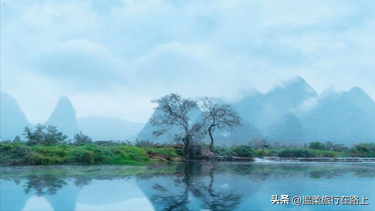 阳朔遇龙河，十里画廊万顷碧水，高山峻岭，美不胜收的山水画廊