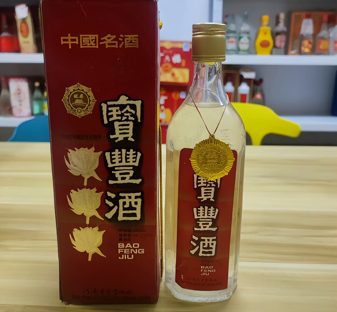 超市里正宗的纯粮食酒有哪些,超市里面好喝不贵的100%纯粮食酒