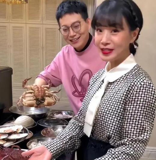 爆火全网身价千万6大富婆：从cici到abcd妈，谁才是第一阔太？