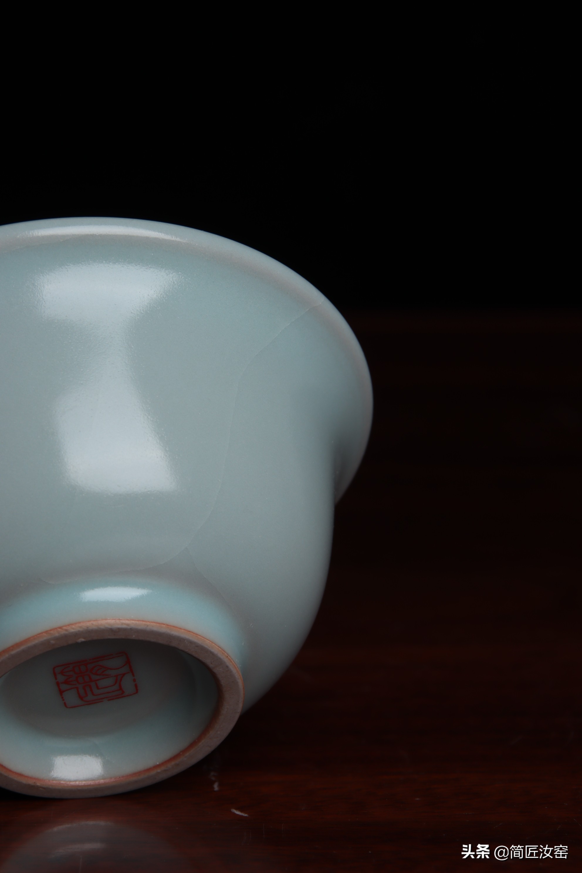 八方杯汝窑和永乐压手杯,简匠汝窑压手杯