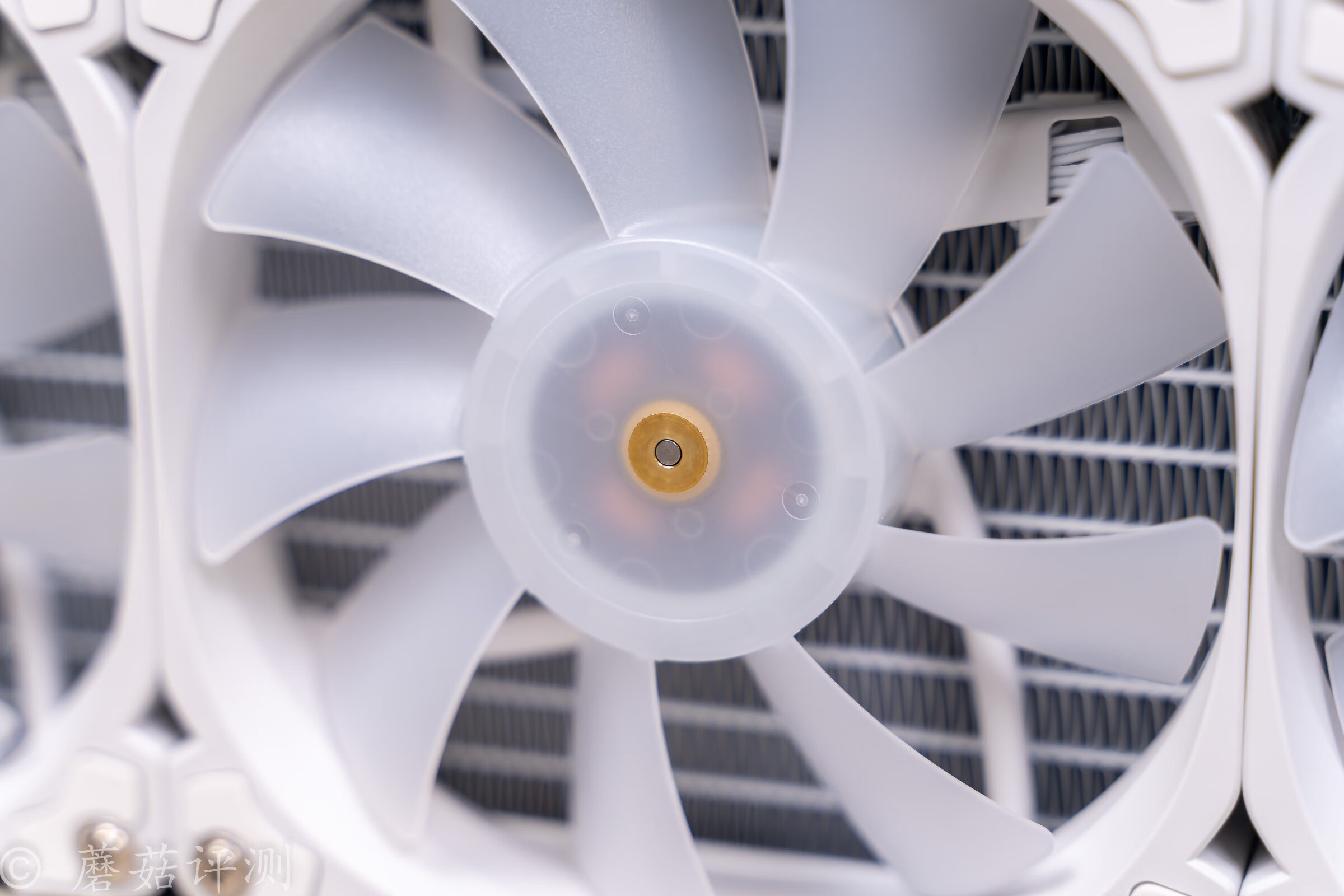 乔思伯光影240一体式水冷安装教程,乔思伯240光影水冷评测